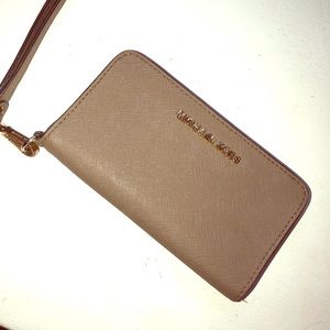 MK phone wristlet